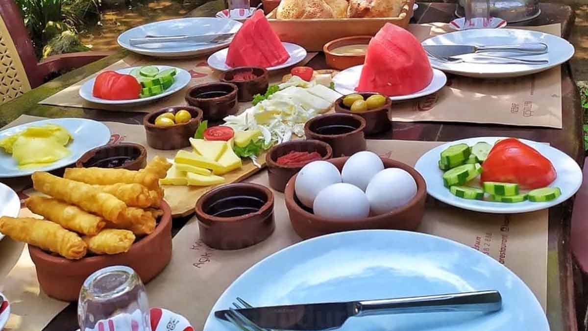 Kurnaköy Kahvaltı Mekanları