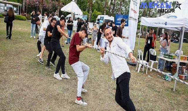 Antalya Büyükşehir Belediyesi, 9 Mayıs Avrupa Günü’nü Akdeniz Üniversitesi’nde çeşitli etkinliklerle kutladı