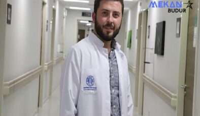 Ani Gelişen Ayaklarda Güçsüzlük ve Şiddetli Sırt Ağrısı Sonucunda Kalp Damarlarının Yırtıldığını Öğrendi