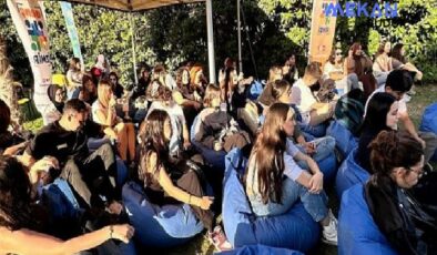 İzmir’de gençlerin “deneyim yolculuğu başladı