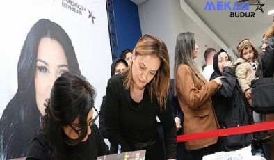 İclal AYDIN 8 mart’ı küçükçekmeceli kadınlarla kutladı
