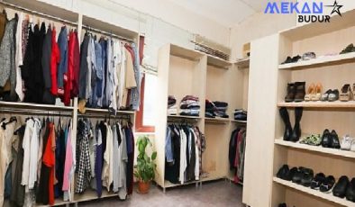 Narlıdere Belediyesi, 2. El Giysi Bankası ile ihtiyaç sahipleriyle duyarlı vatandaşlar arasında dayanışma köprüsü kuruyor