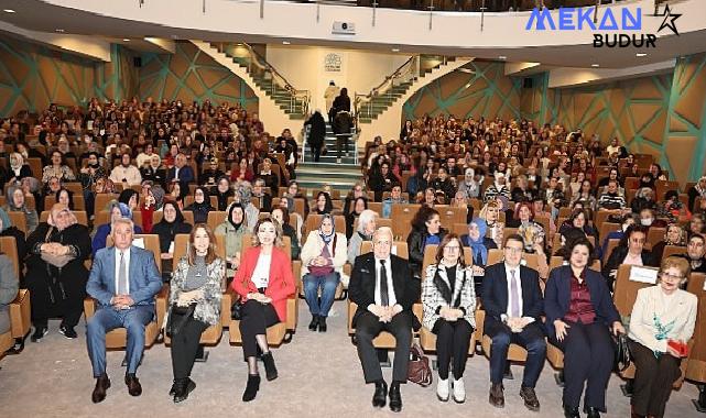 Yazar Müge İplikçi Nilüferli kadınlarla buluştu